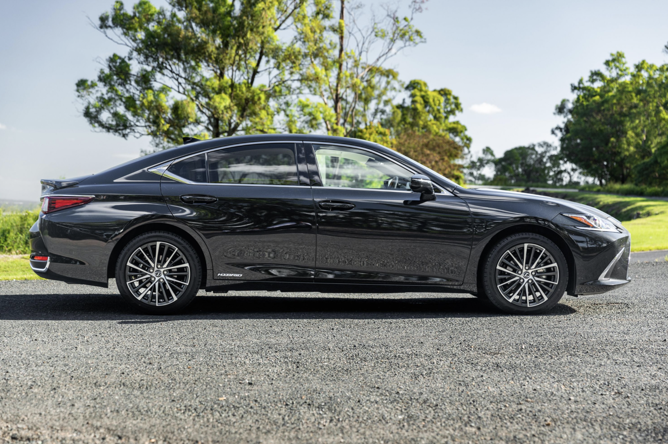 Elevate your Airport commute: efficiency meets elegance